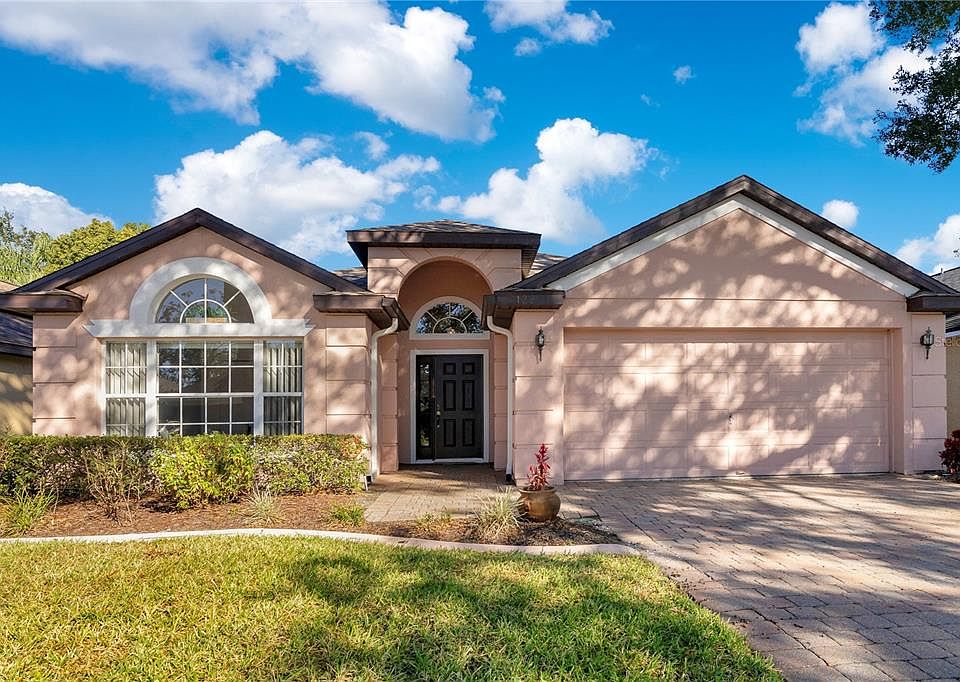 1st image of 122 SAVANNAH PARK LOOP