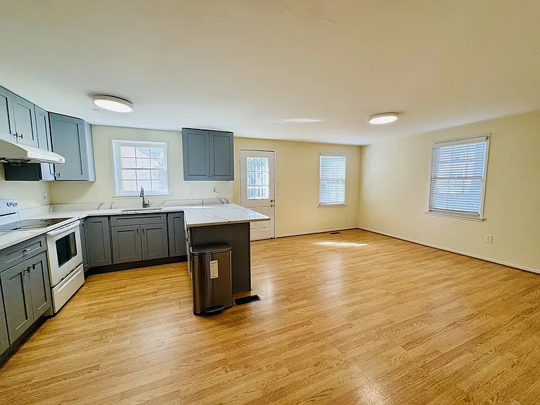 12146 Bentridge Pl — Photo 9