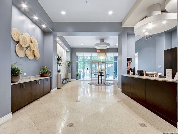 3rd image of 215 Center St. #506