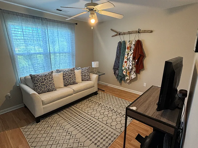 418 Saint Rosea Dr — Photo 13