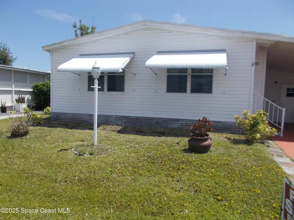 7637 Niantic Ave #T5, Micco, FL 32976
