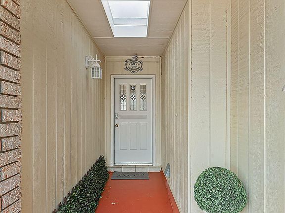 2nd image of 7108 Oval Rock Dr
