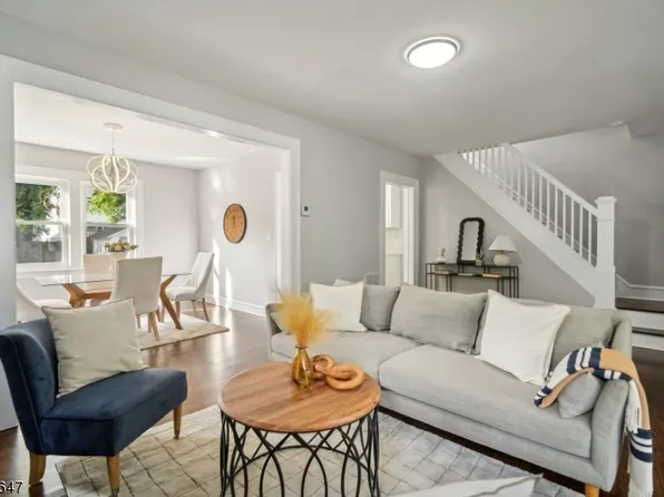 19 Orchard Rd, Maplewood Twp., NJ 07040