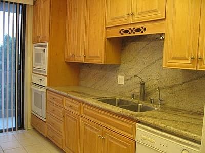 Kitchen with built in appliances