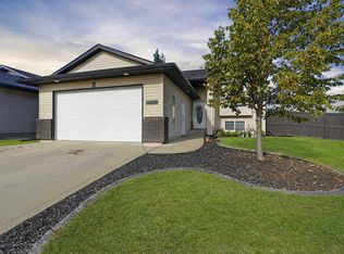 9830 67th Ave, Grande Prairie, AB T8W 2T3