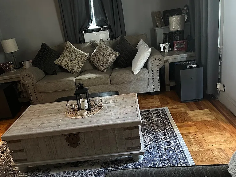 1657 Yates Ave — Photo 9