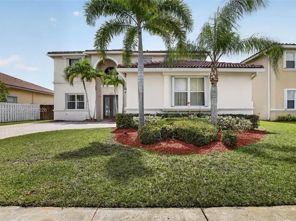 19018 NW 23rd Pl, Pembroke Pines, FL 33029