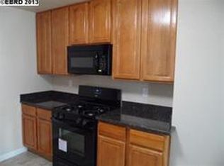 9022 Thermal St, Oakland, CA 94605