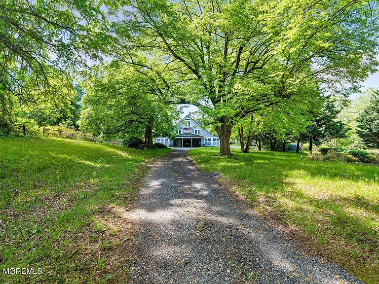 525 Cooper Rd — Photo 10