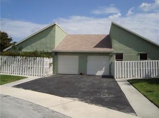 2707 SW 2nd St, Delray Beach, FL 33445