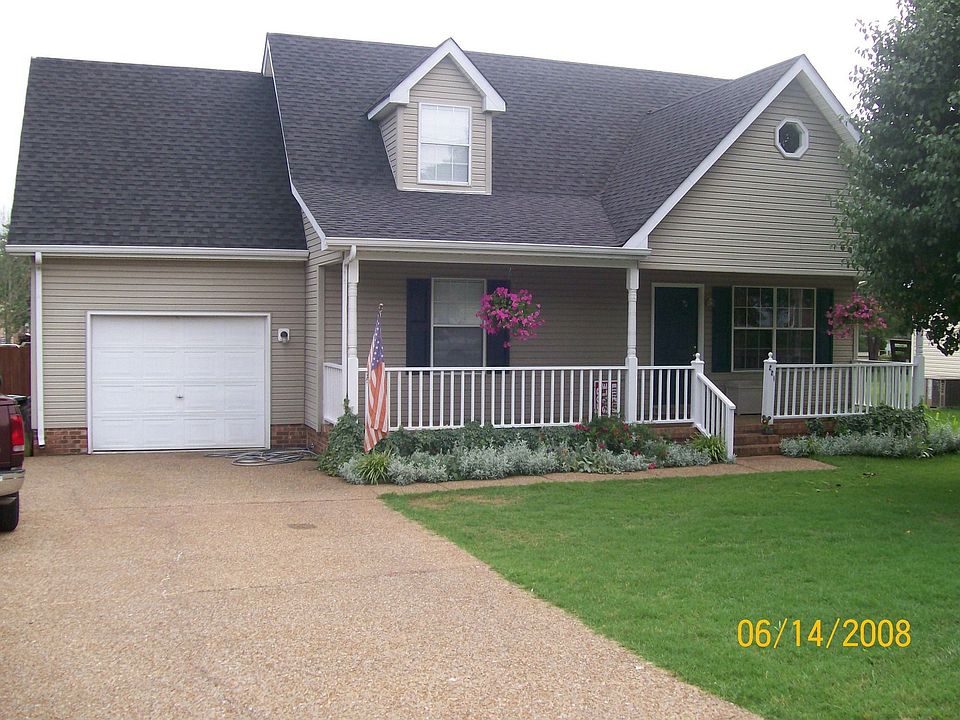 1st image of 221 E Morris Dr