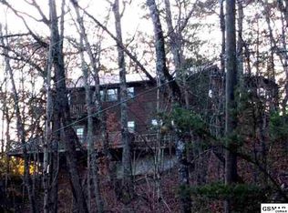 617 Iron Mountain Rd, Pigeon Forge, TN 37863