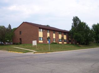 15 E 5th St #6, Zumbrota, MN 55992