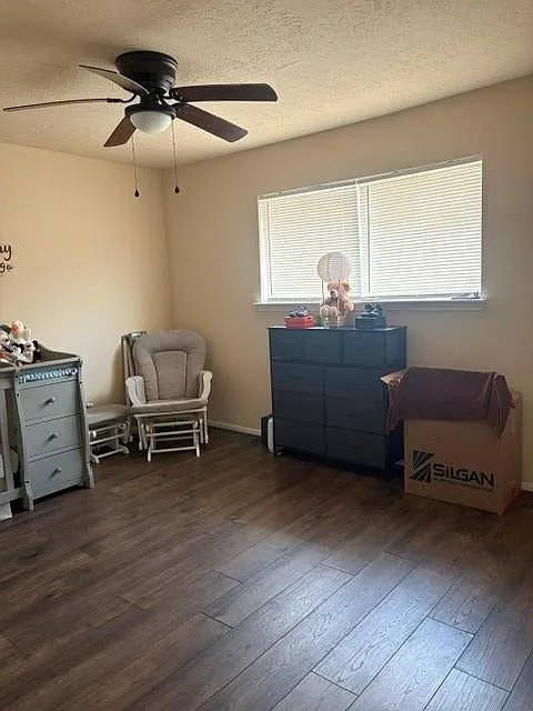 2 bed, 1.5 bath, 1318 sqft, $1,475 — Photo 3