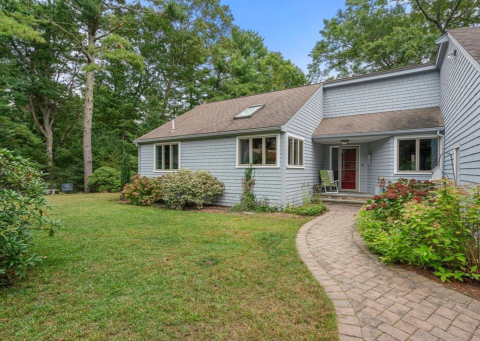 1st image of 21 Trout Farm Ln