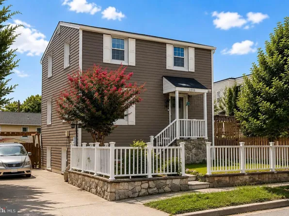 2000 S Langley St, Arlington, VA 22204