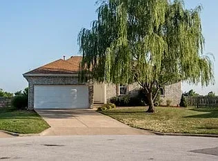 6350 W Dogwood Ct — Photo 2