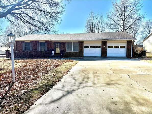 516 S Merrill Ave, Maryville, MO 64468