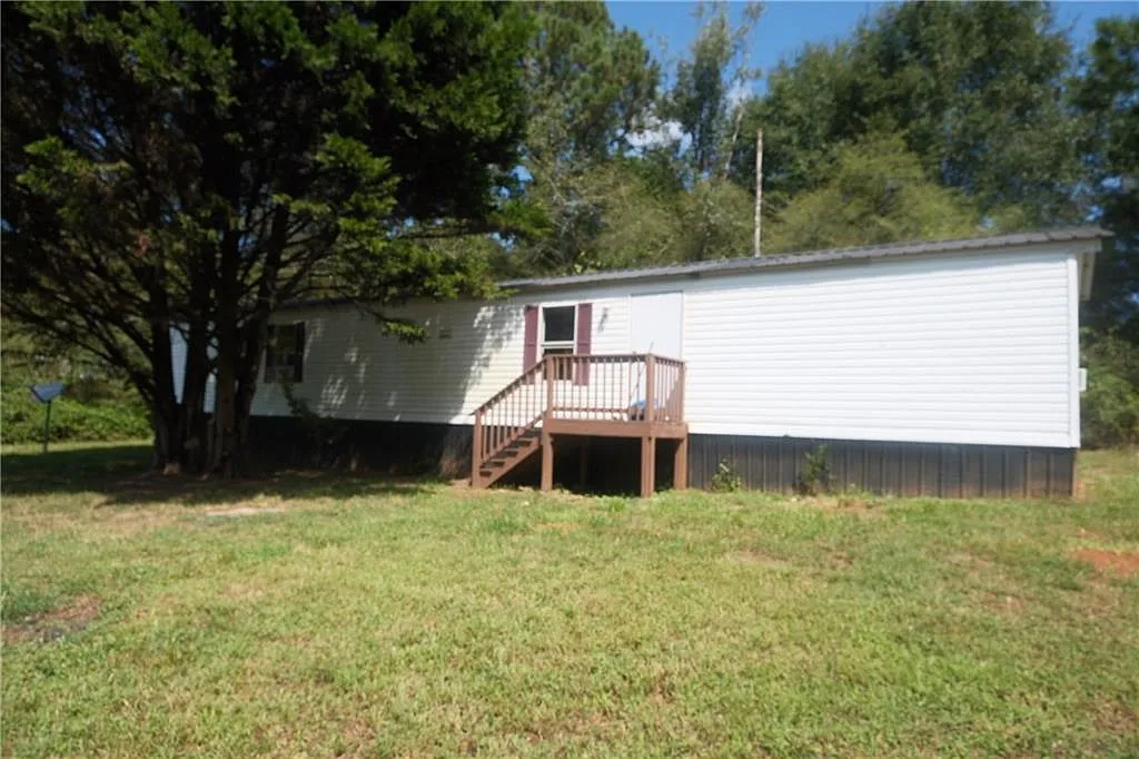 2 bed, 2.0 bath, 980 sqft, $1,500 — Photo 2