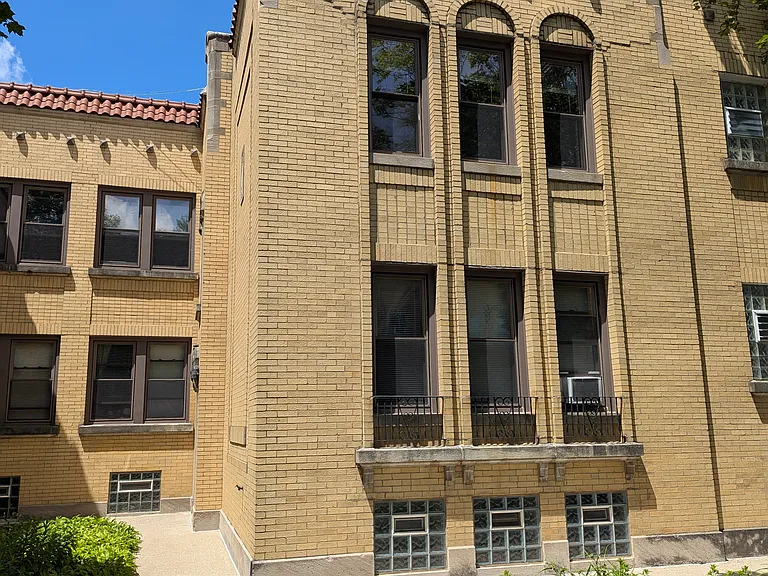 3546 N Meade Ave #2 — Photo 2