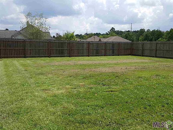 4th image of 32714 Maci Dr