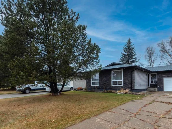 7412 33rd Ave NW, Edmonton, AB T6K 1J4