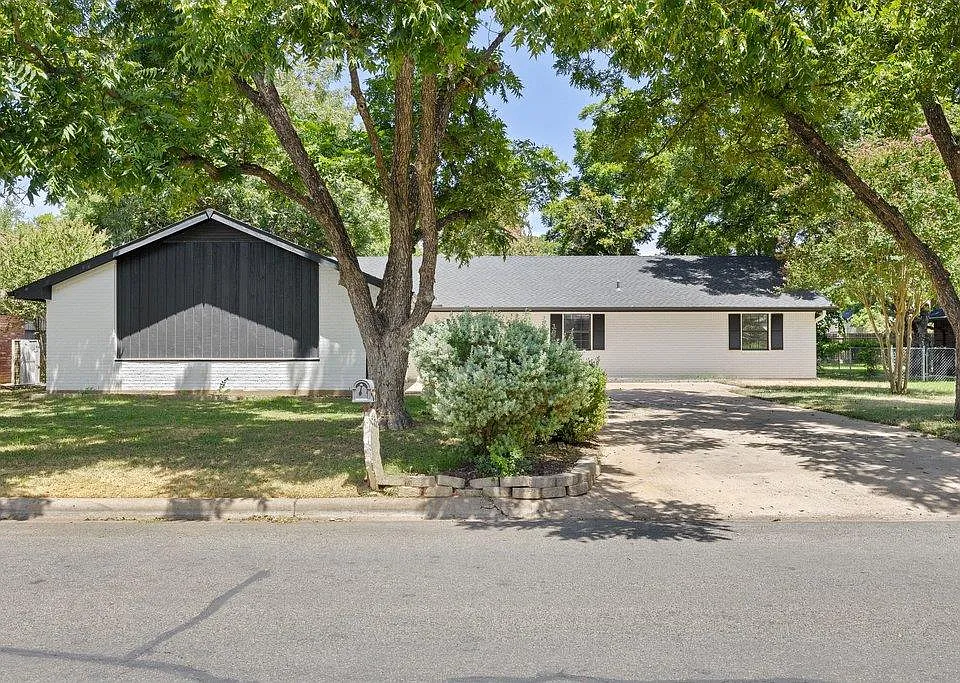 336 Columbine St