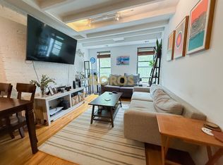 343 E 10th St APT 4, New York, NY 10009