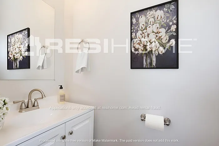 8906 Klondike St — Photo 11