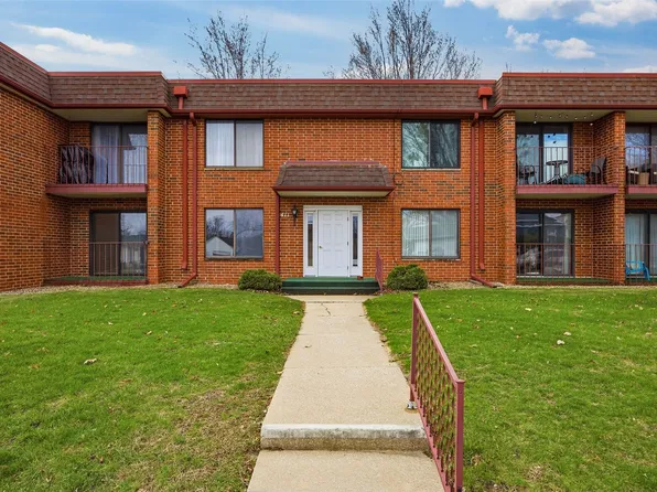 411 Crimson Dr NE APT 19, Cedar Rapids, IA 52402