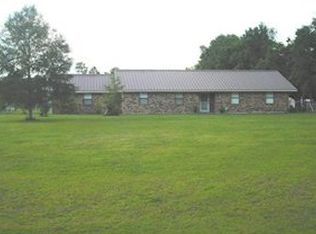 142 Clarence Bonnett Rd, Lucedale, MS 39452