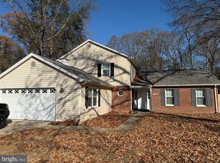 2811 Pinewood Dr, Waldorf, MD 20601