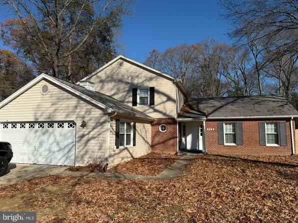 2811 Pinewood Dr, Waldorf, MD 20601