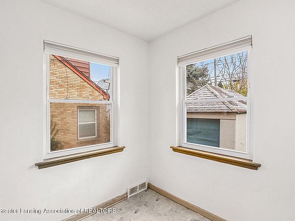 5th image of 1511 Pattengill Ave