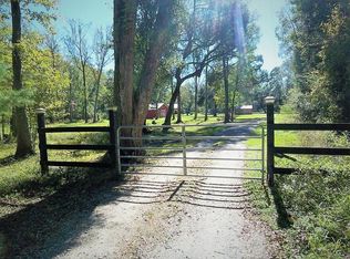 113 Nesmith Ln, Ridgeville, SC 29472