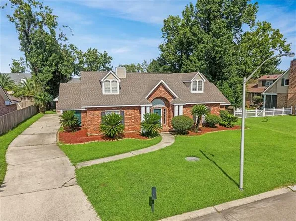 120 Villere Dr, Destrehan, LA 70047