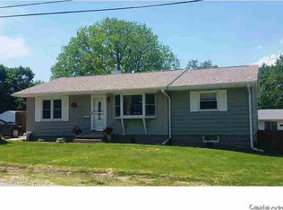 802 N 3rd St, Monmouth, IL 61462