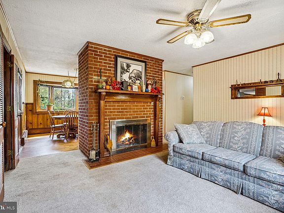 3rd image of 5425 Summit St