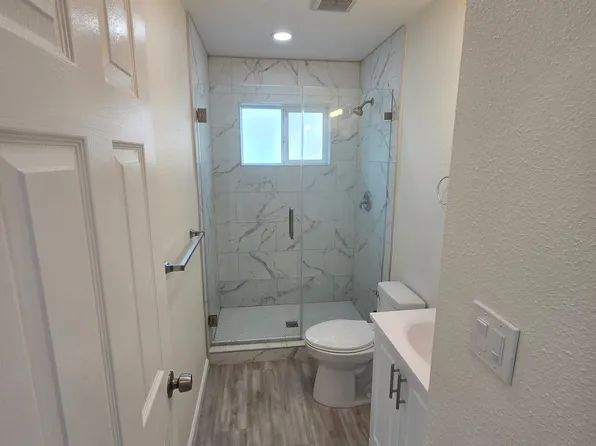 616 S Van Ness Ave #616D, Santa Ana, CA 92701