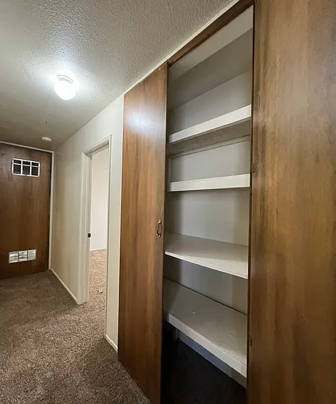 835 W 4th Ave #5 — Photo 17