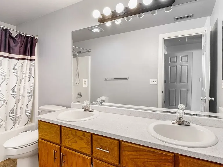 2900 W Marina Dr #303 — Photo 11