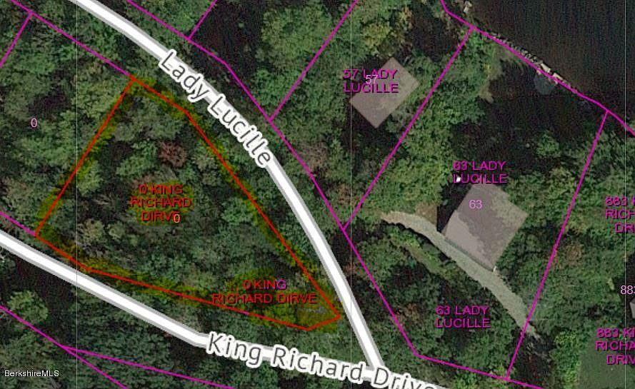 1st image of 10 King Richard Dr