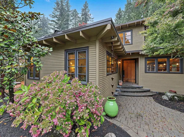 12838 NE 73rd Street, Kirkland, WA 98033