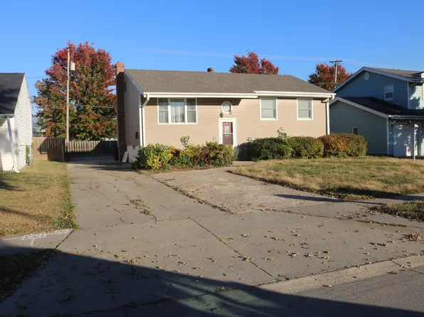 4017 Ramelle Dr, Council Bluffs, IA 51501