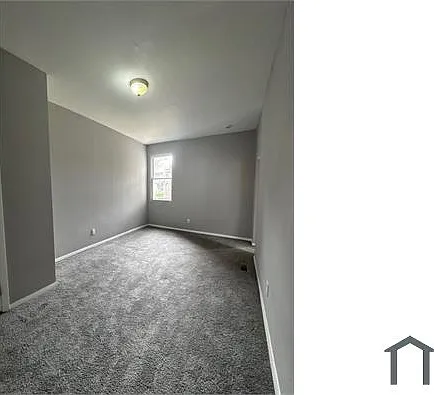 1 bed, $999 — Photo 1