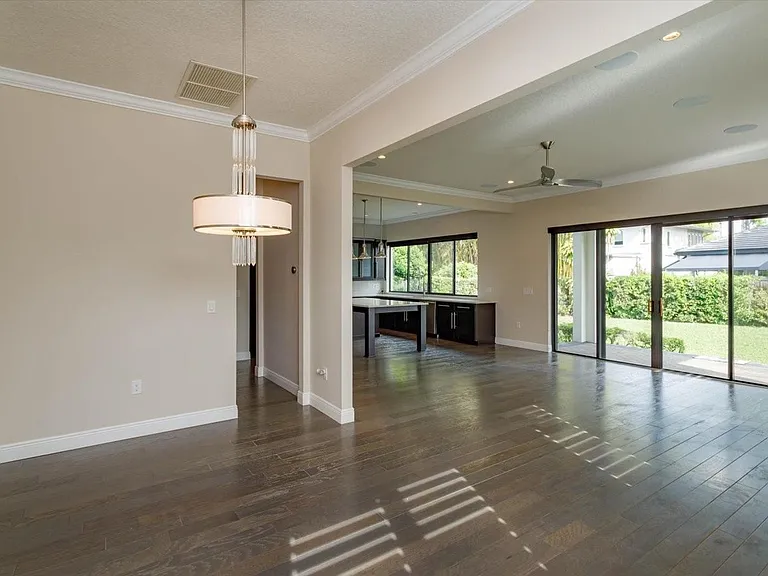 1441 Oneco Ave — Photo 11