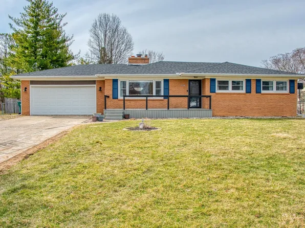 697 Hollywood Dr, Owosso, MI 48867