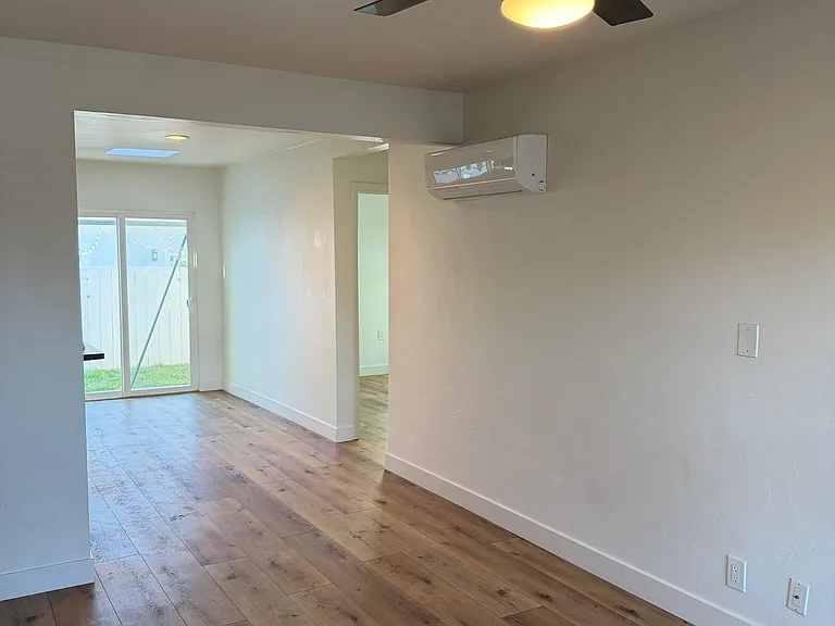 6262 Stewart St — Photo 15