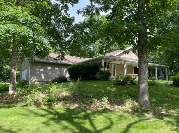 390 E 380th Road, Dunnegan, MO 65640