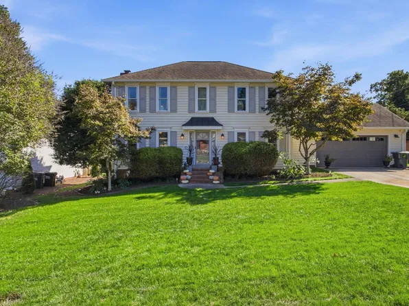 500 Fruitville Rd, Greenville, SC 29607